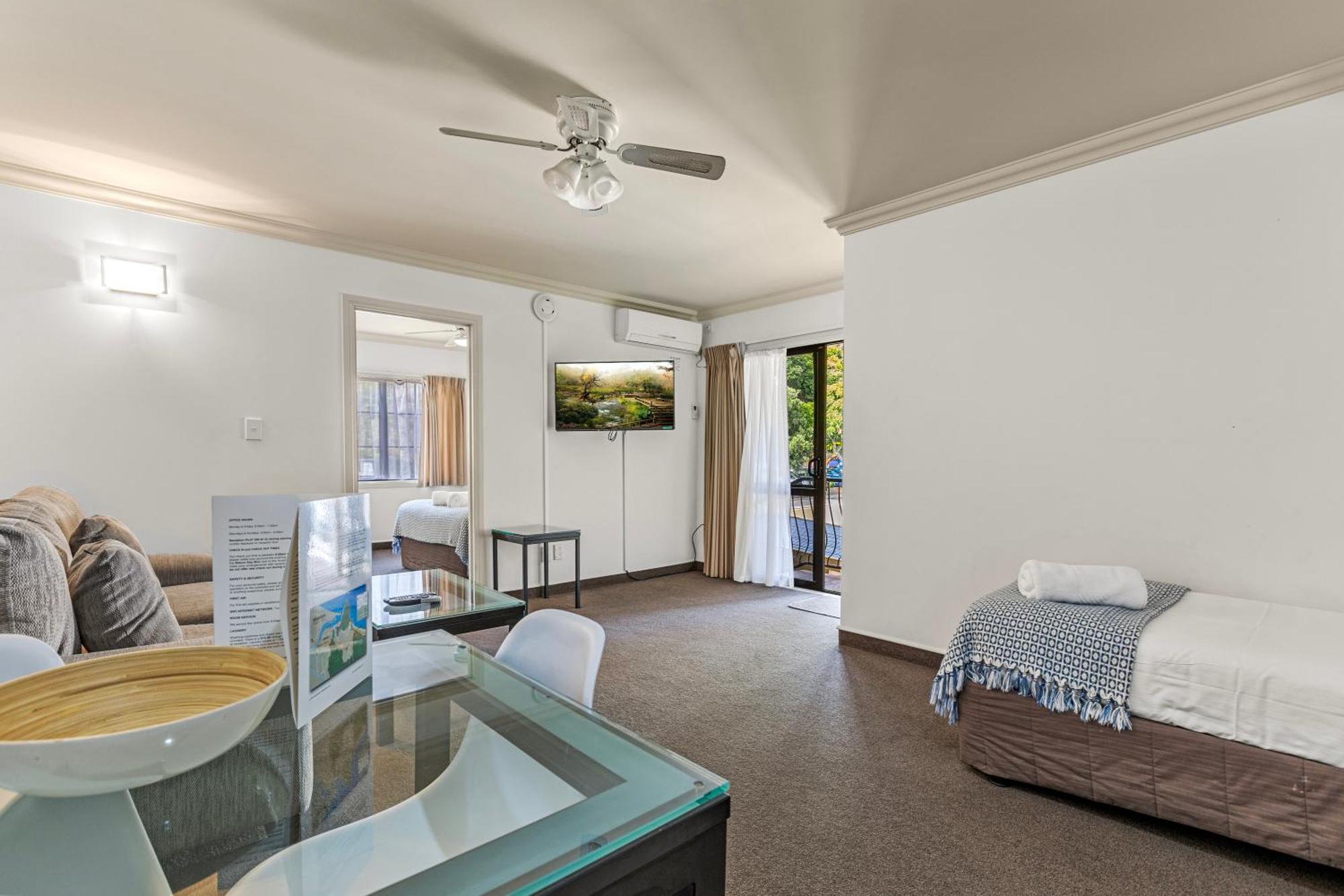 Tuscany Villas Whakatane Bagian luar foto